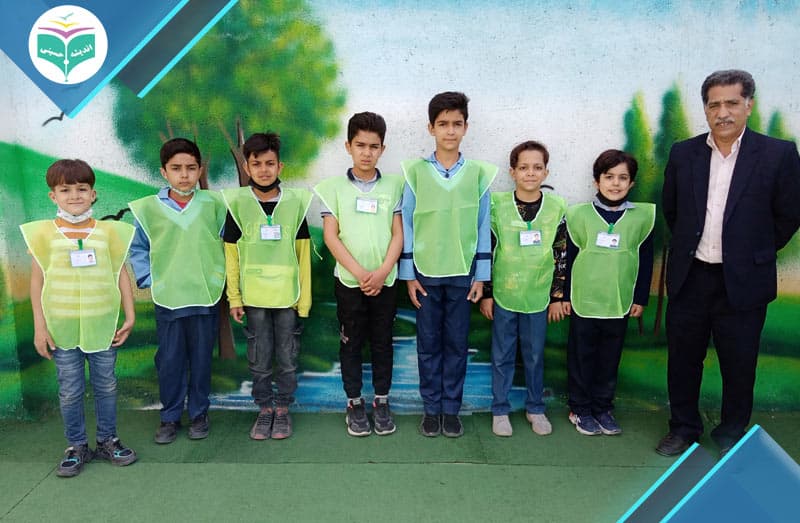 پیش دبستانی و دبستان پسرانه اندیشه حسینی